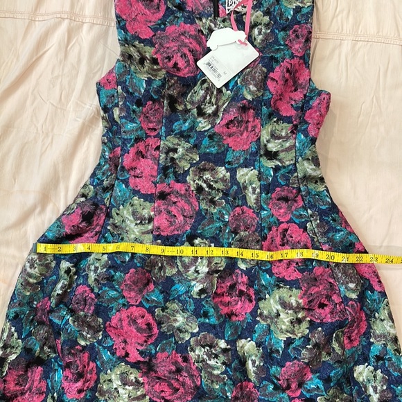 ModCloth Pink Martini The Bonnie dress, NWT, size M. - Picture 12 of 16